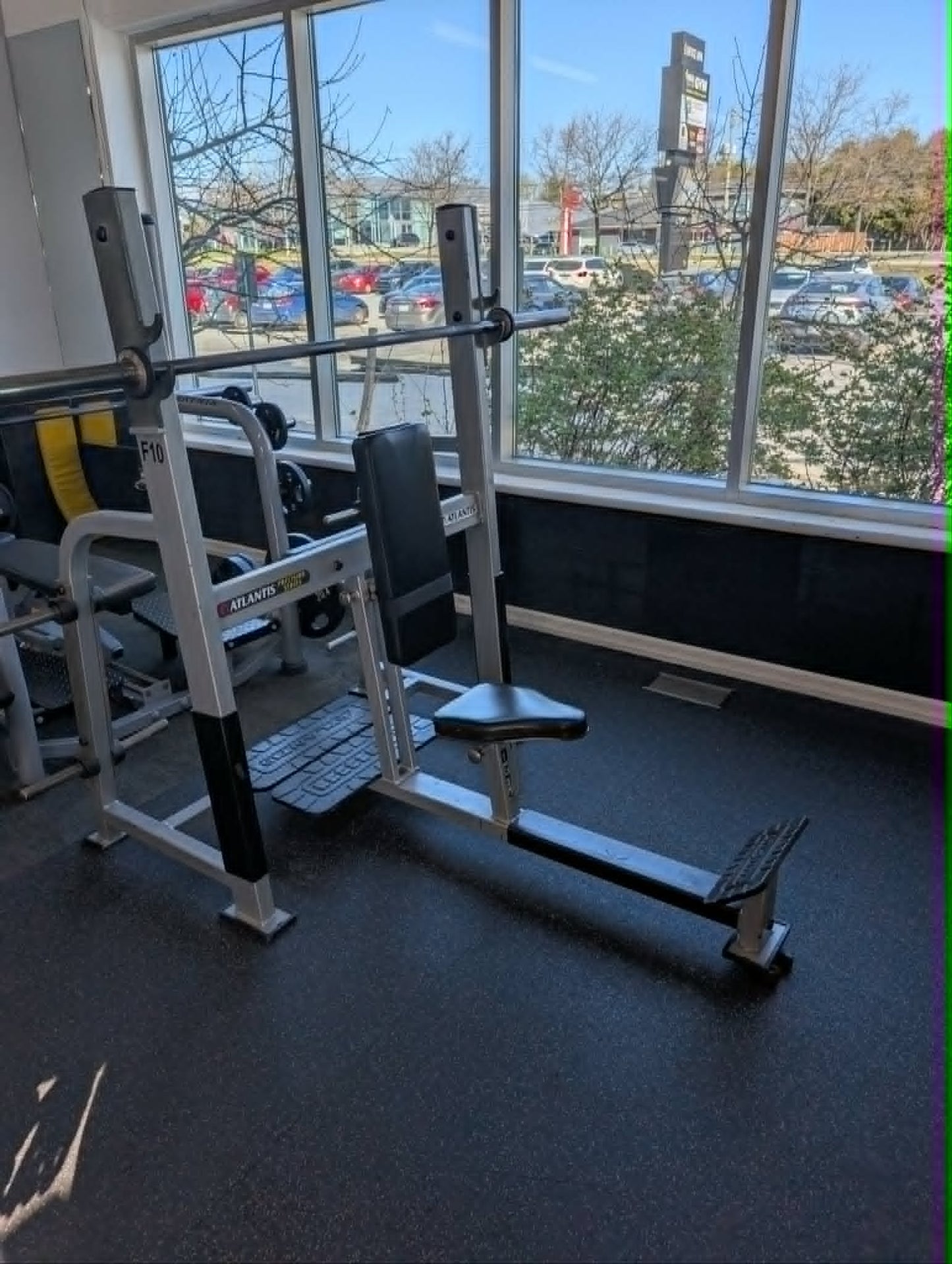 Atlantis Shoulder Press Rack / Military Press – Station commerciale (usagée)